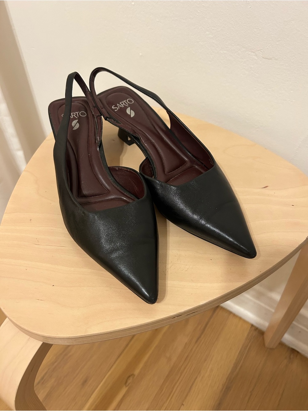 Franco Sarto Black Pointed Slingback kitten heels